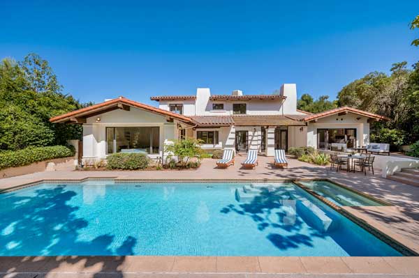 Custom Pool Construction Services Custom Pool Construction Services